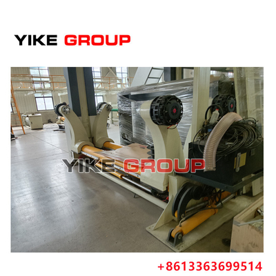 Công việc rộng 2500 MM Đường dây quay máy quét thủy lực cho dây chuyền sản xuất bìa lốp cao tốc