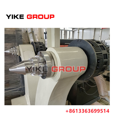 Công việc rộng 2500 MM Đường dây quay máy quét thủy lực cho dây chuyền sản xuất bìa lốp cao tốc
